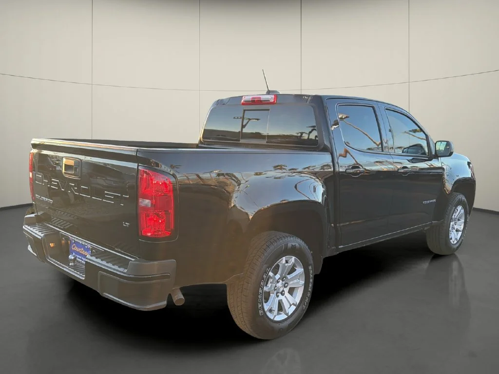 Used 2022 BLACK Chevrolet 2WD LT image 7