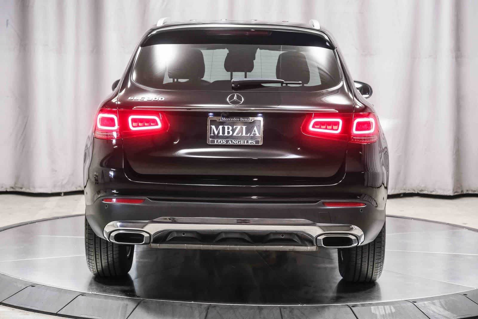 Certified Used 2022 Black Mercedes-Benz GLC 300 image 3