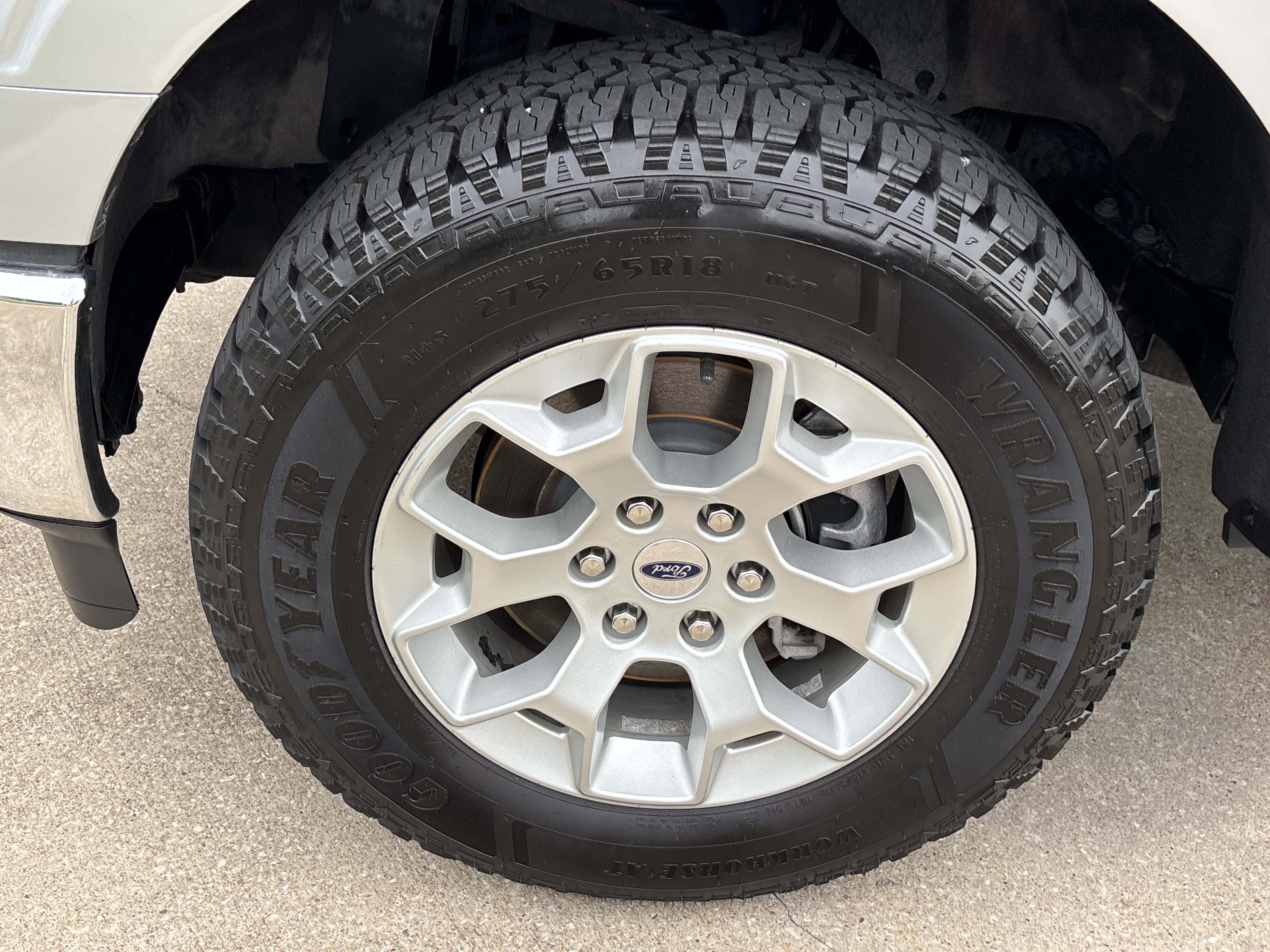 2023 Ford F-150 XLT - Photo 11