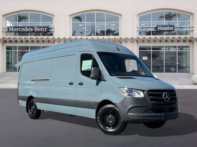 2026 Mercedes-Benz Sprinter 2500 170 WB HO High Roof's photo