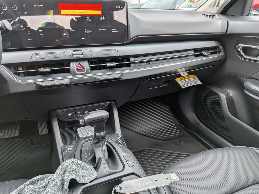 New 2026 Currant Red Kia EX image 37