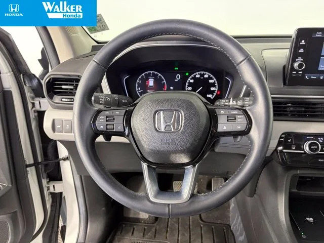 Certified Used 2025 Platinum White Pearl Honda EX-L image 37