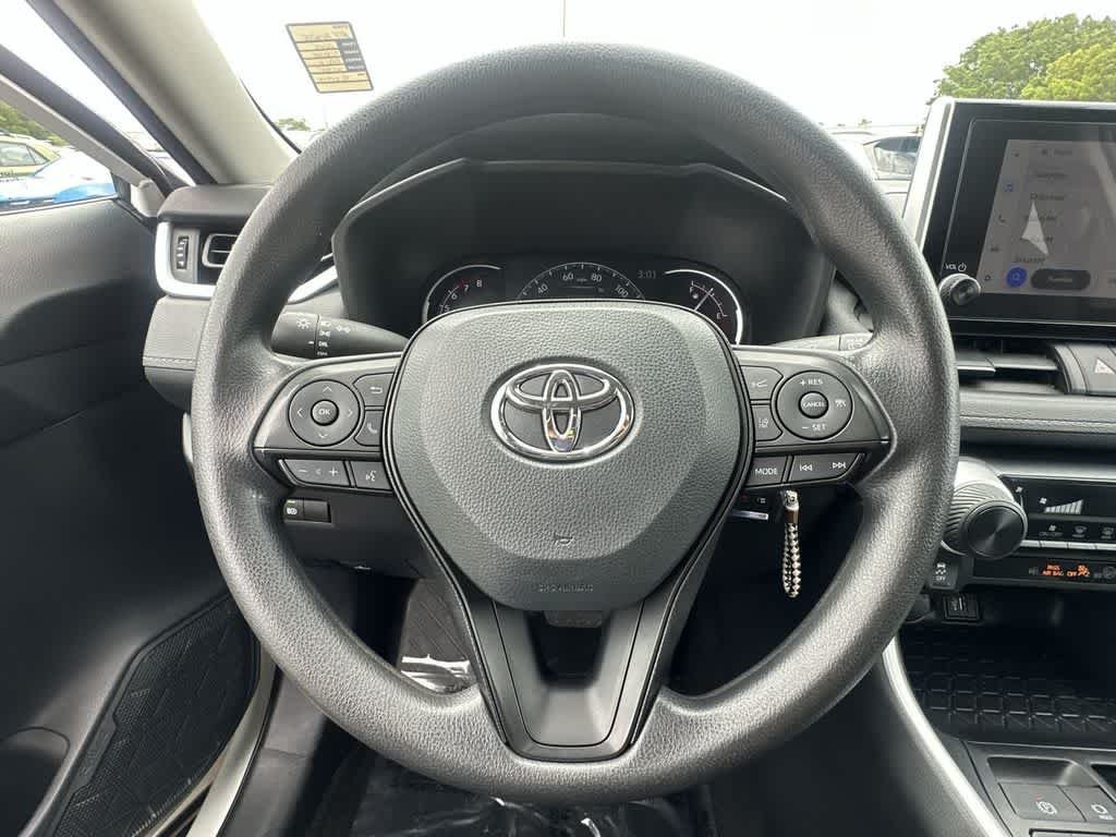 Used 2025 Ice Cap Toyota LE image 22