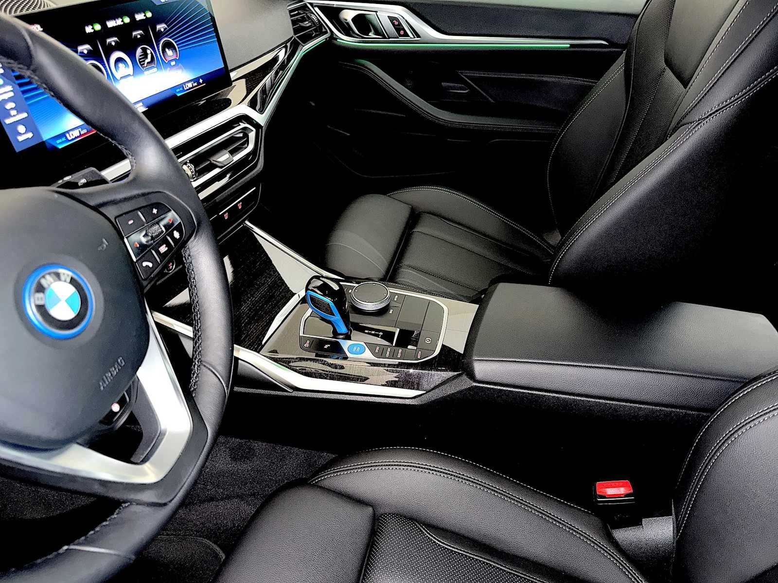 2023 BMW i4 40 - Photo 19
