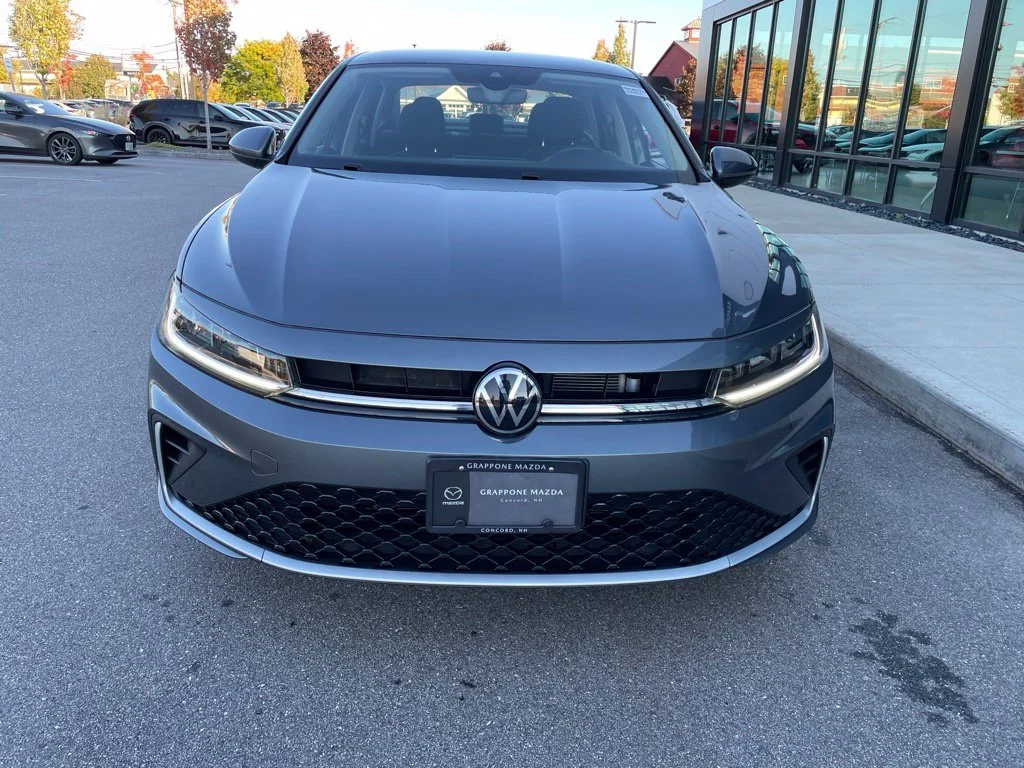 Used 2025 Platinum Gray Metallic Volkswagen 1.5T S image 2