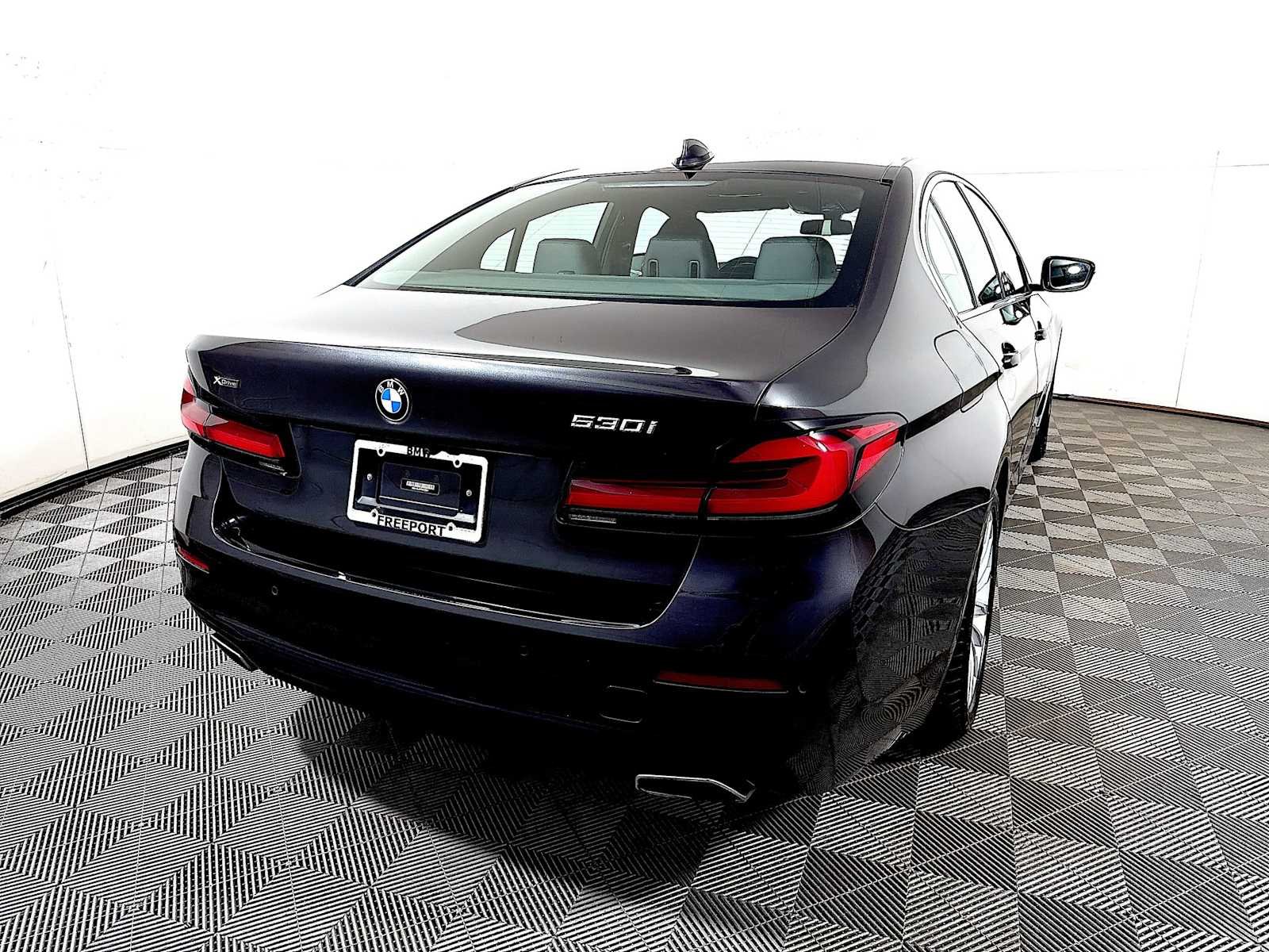 Certified Used 2023 Dark Graphite Metallic BMW 530i xDrive image 6