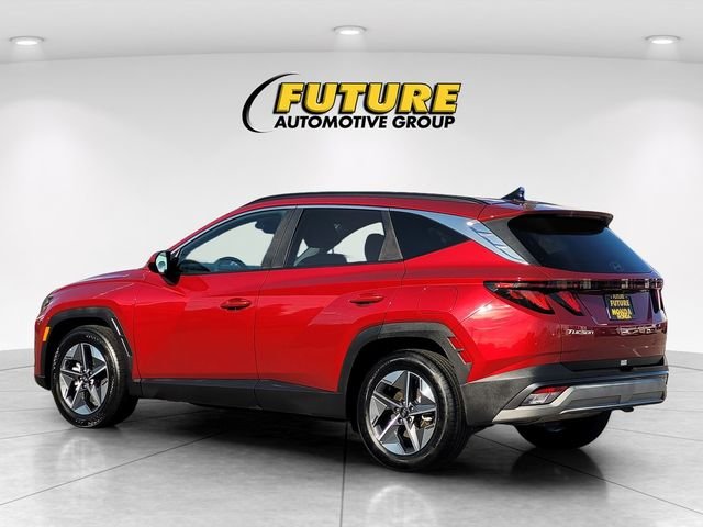 Used 2025 Red Hyundai SEL image 7