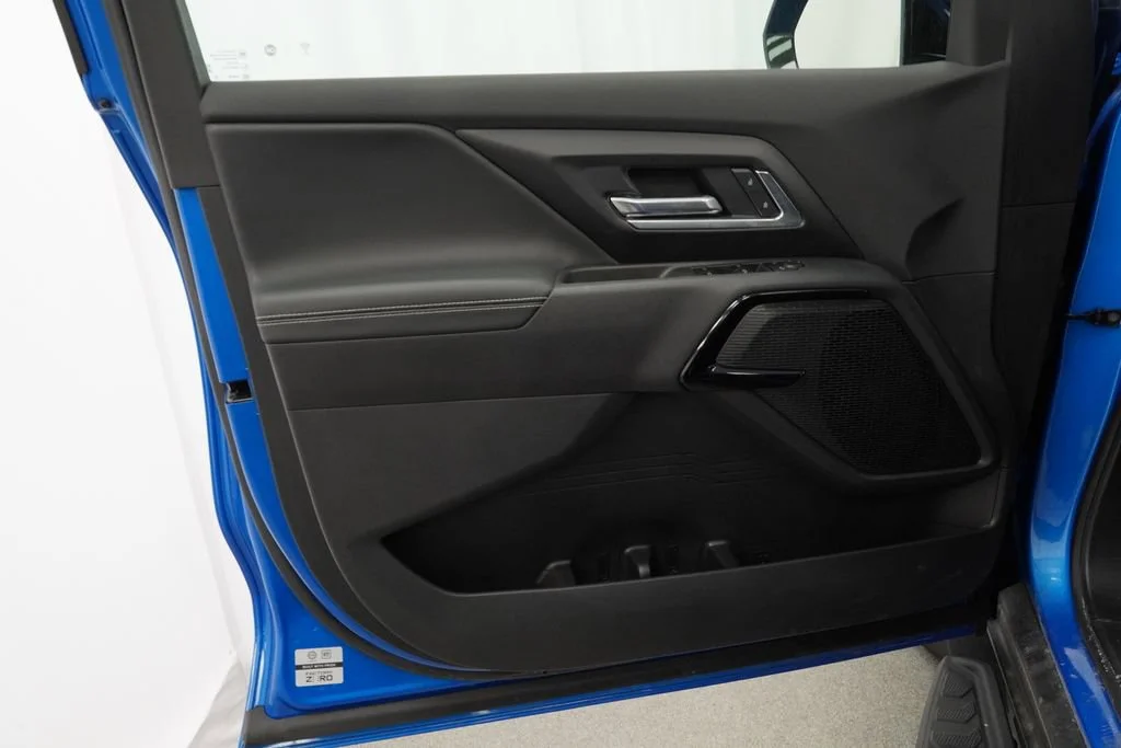 New 2026 Riptide Blue Metallic Chevrolet LT - Extended Range image 20