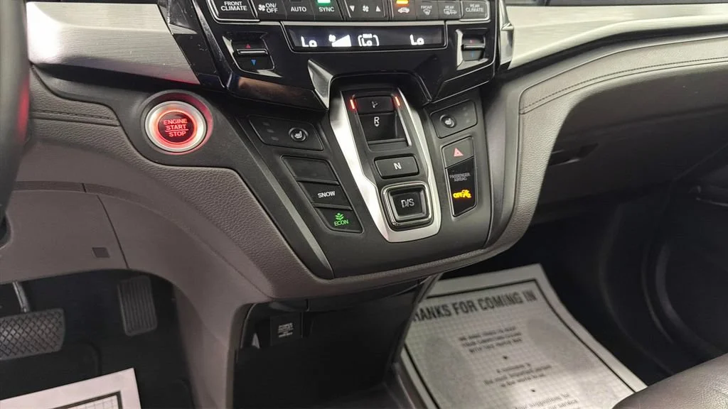 Used 2019 White Honda EX-L image 23