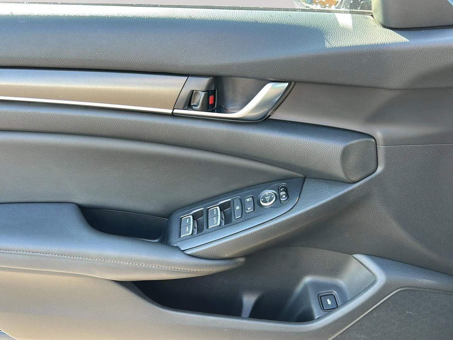 Certified Used 2019 Crystal Black Pearl Honda Base image 18