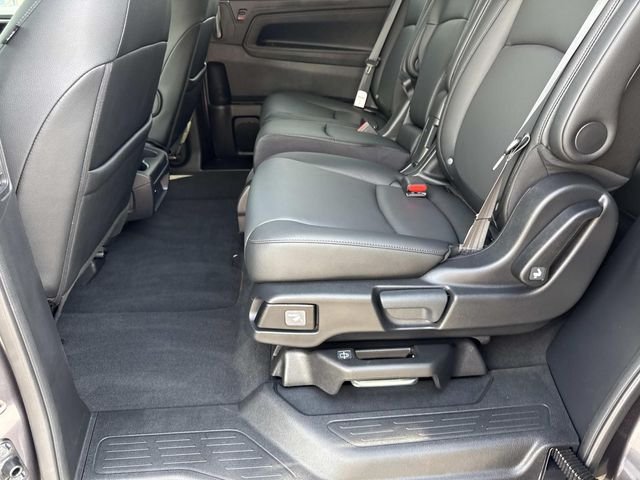 Certified Used 2026 Modern Steel Metallic Honda EX-L image 12