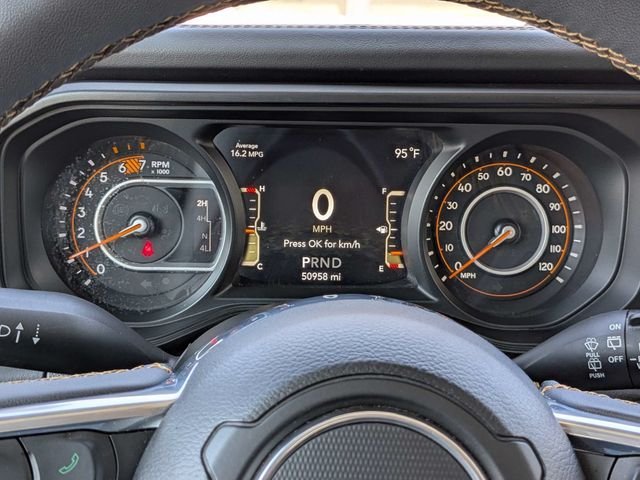 Used 2024 White Jeep Sahara image 22