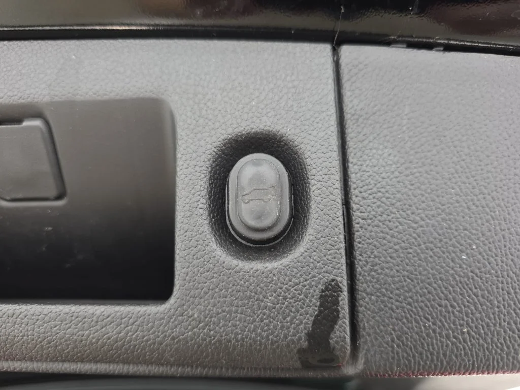 Used 2020 Black Chevrolet Premier image 36