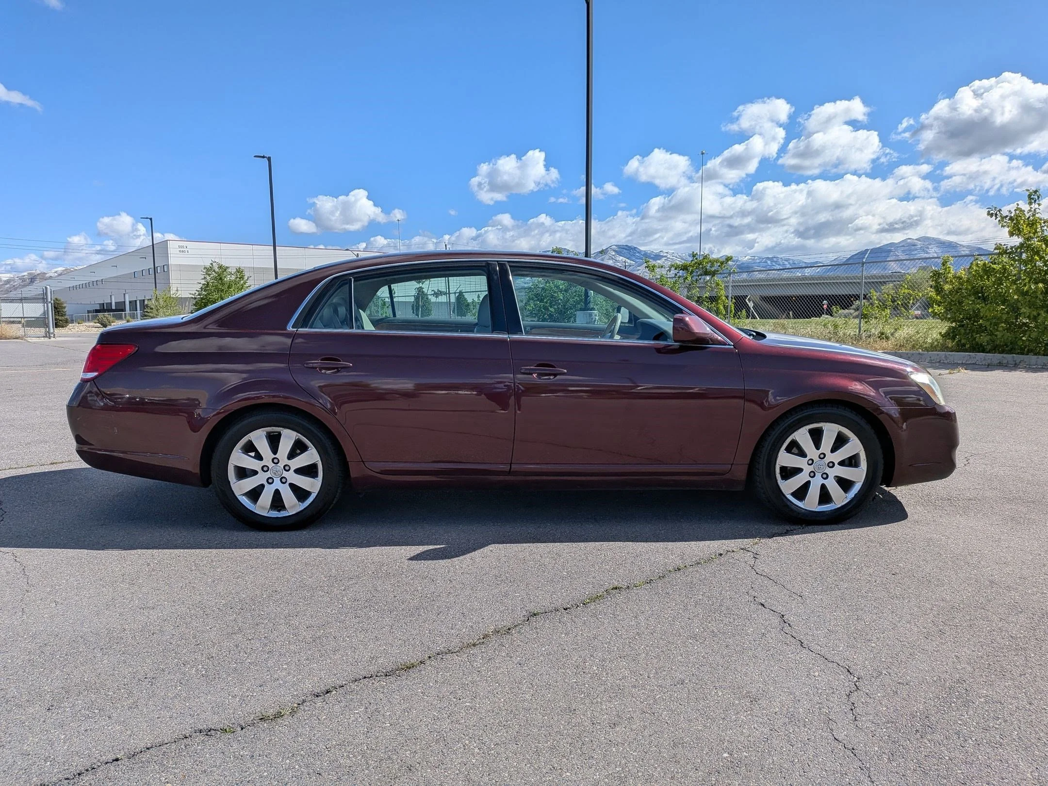 Used 2005 Toyota Avalon XL with VIN 4T1BK36B65U012551 for sale in Salt Lake City, UT