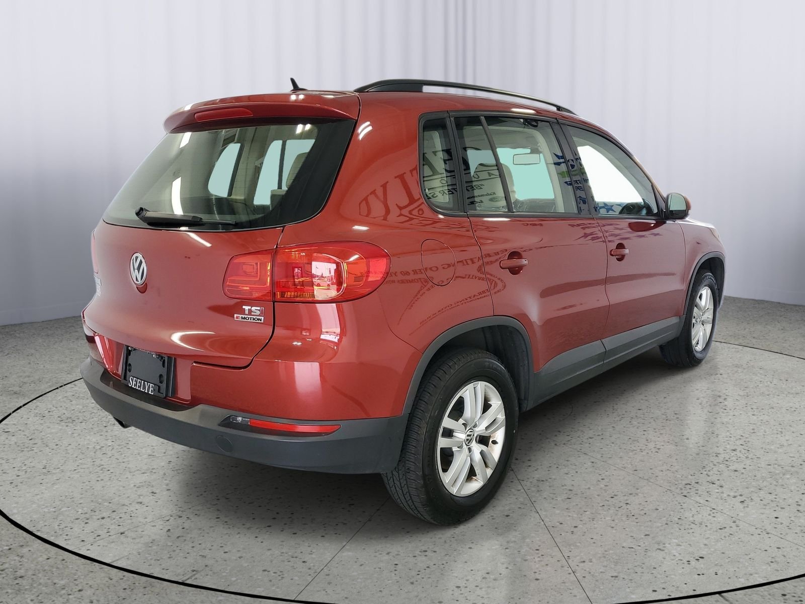 Used 2016 Red Volkswagen S image 4