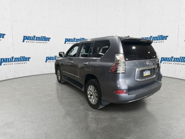Used 2016 Gray Pearl Lexus 460 image 8