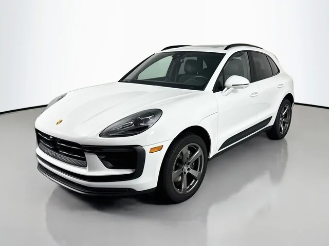 2023 Porsche Macan 