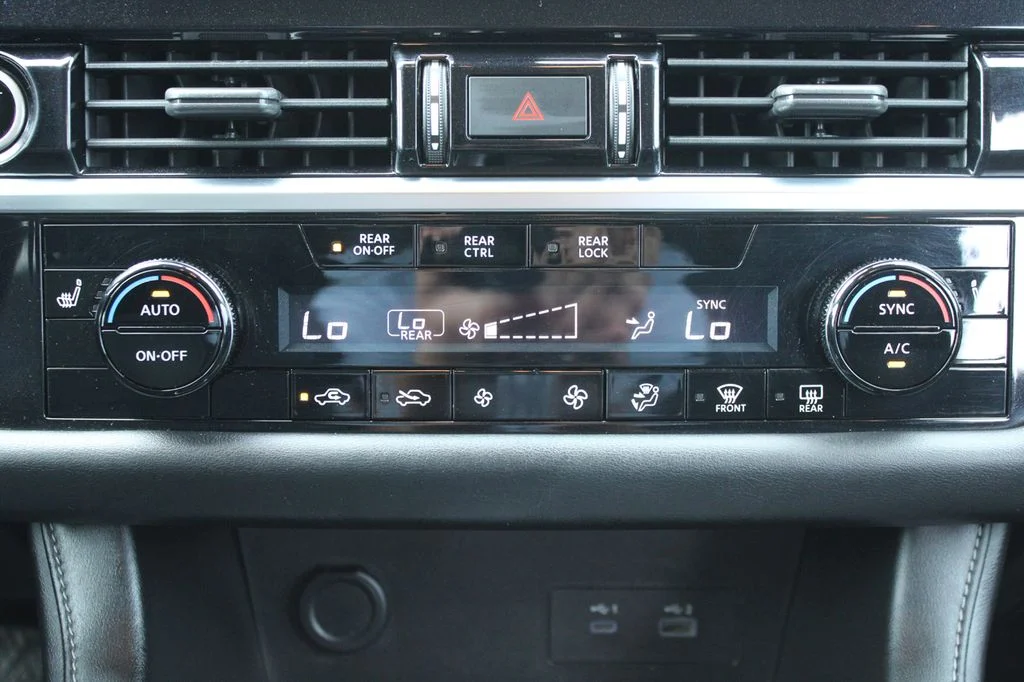 Used 2022 Deep Ocean Blue Nissan SV image 26