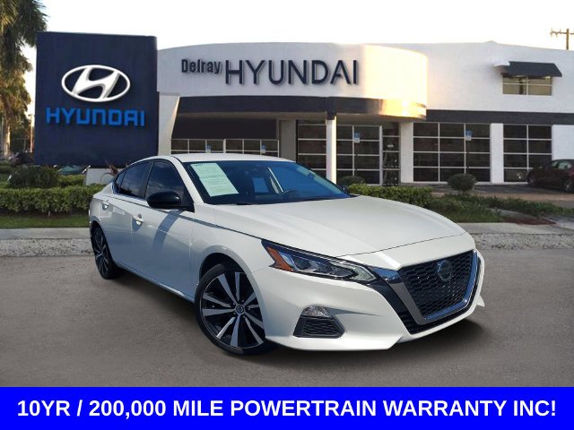 2022 Nissan Altima SR