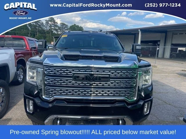 Used 2022 Black GMC Denali image 1