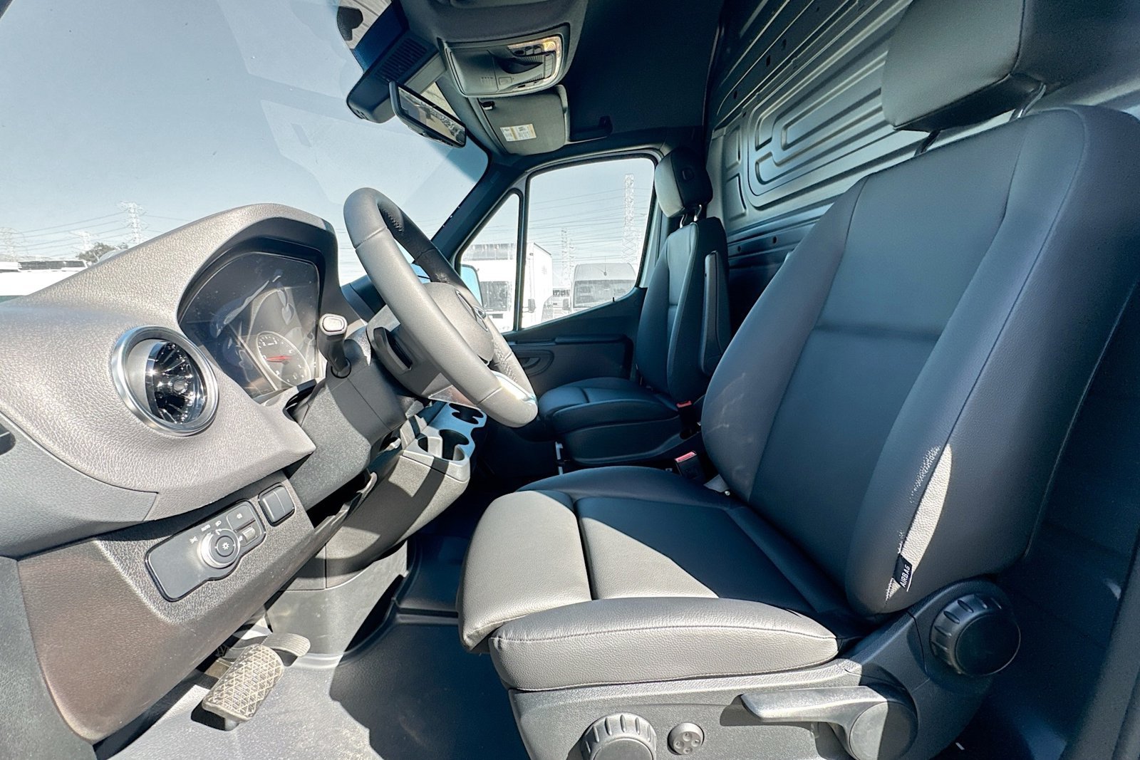 New 2026 Arctic White Mercedes-Benz  image 17
