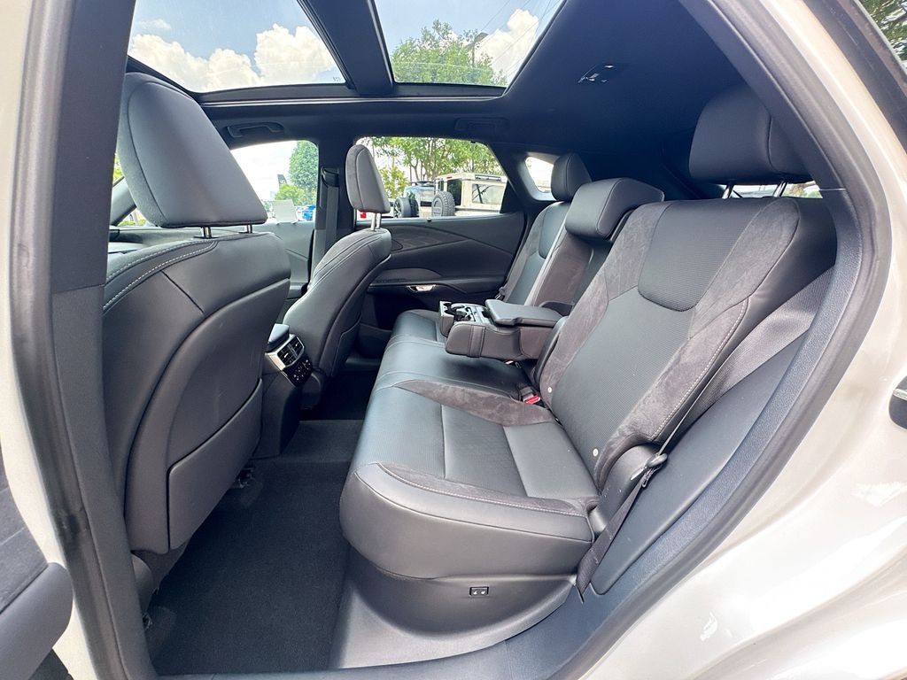 Certified Used 2023 White Pearl Lexus 350 Luxury image 32