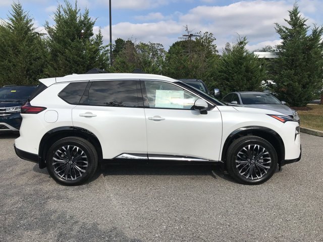 2026 Nissan Rogue Platinum - Photo 8