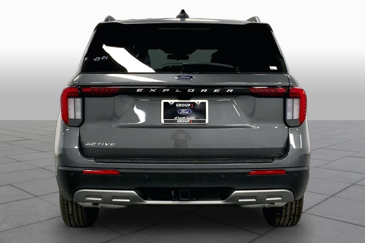 New 2026 Carbonized Gray Metallic Ford Active image 4