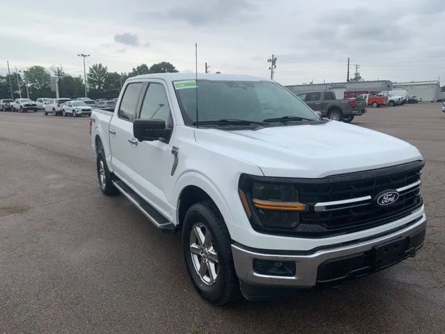 Used 2024 White Ford XLT image 1