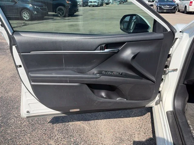 Used 2019  Toyota LE image 2