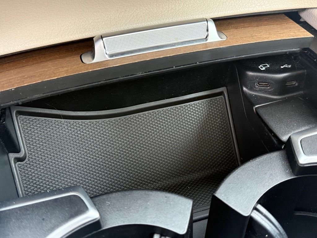 Certified Used 2022 Blue Mercedes-Benz GLE 350 image 44