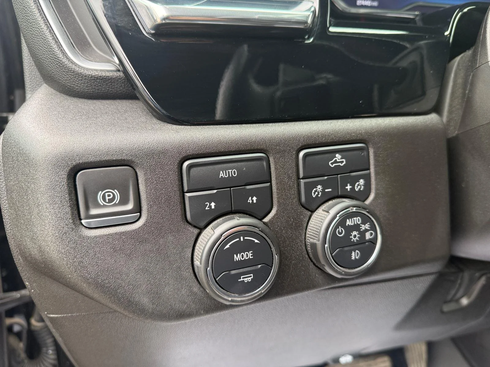 Used 2024 Black Chevrolet RST image 17