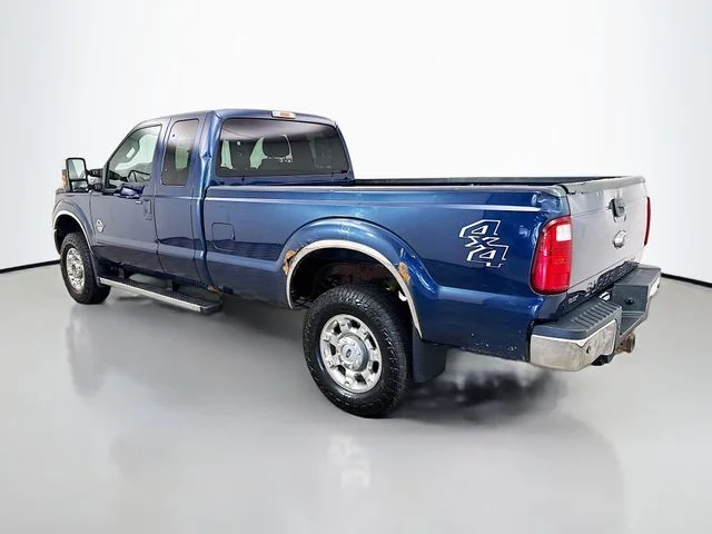 Used 2016 Blue Ford XLT image 5