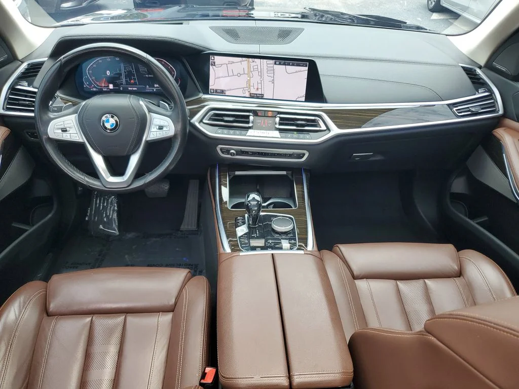 Used 2020 Black BMW xDrive40i image 17