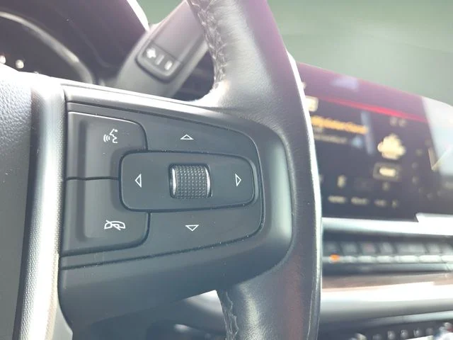 Used 2022 Silver GMC SLE image 26
