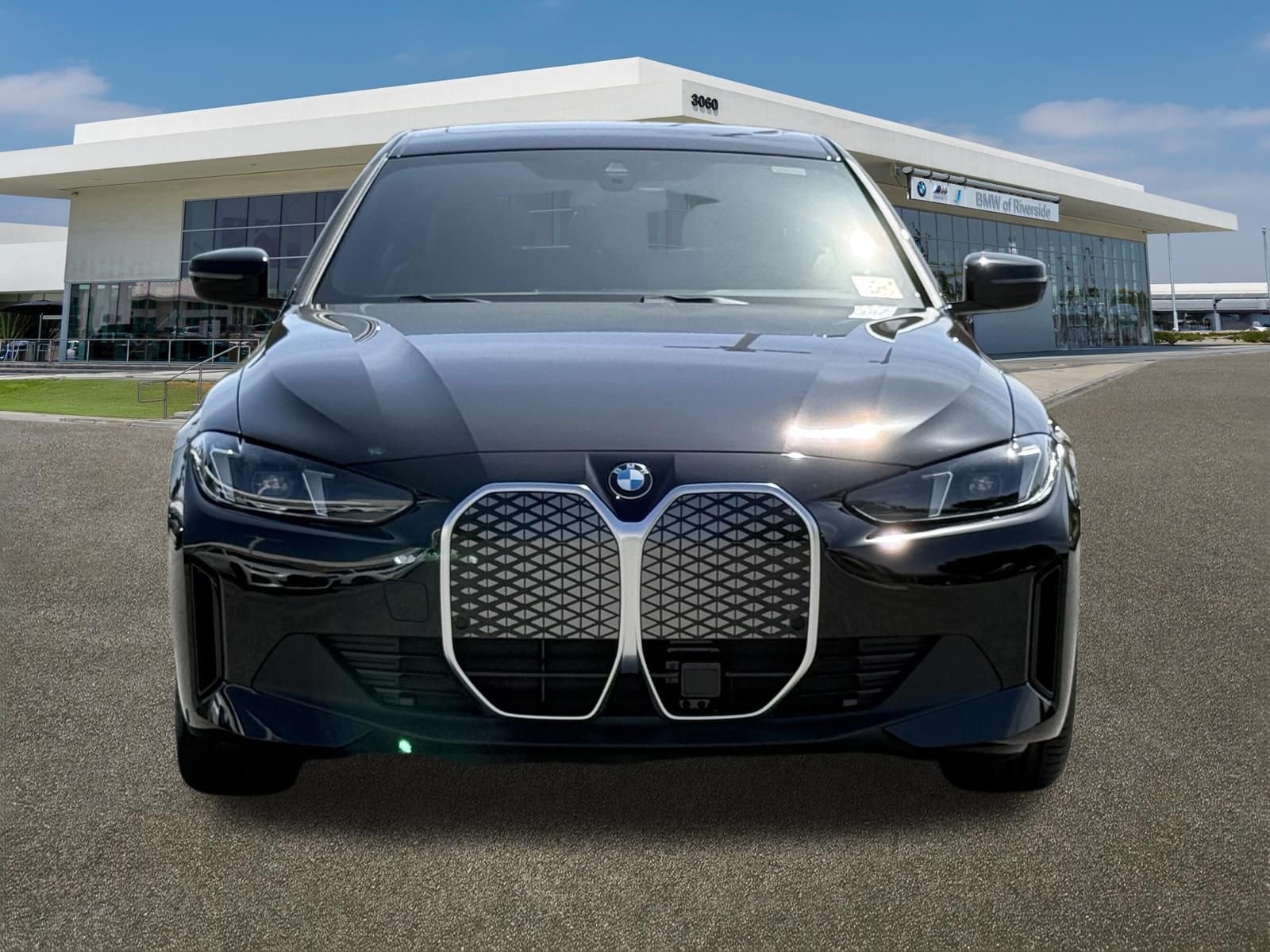 New 2026 Jet Black BMW eDrive40 image 3