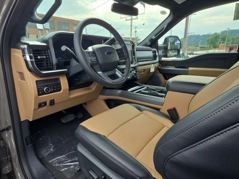 New 2026 Gray Ford Lariat image 28