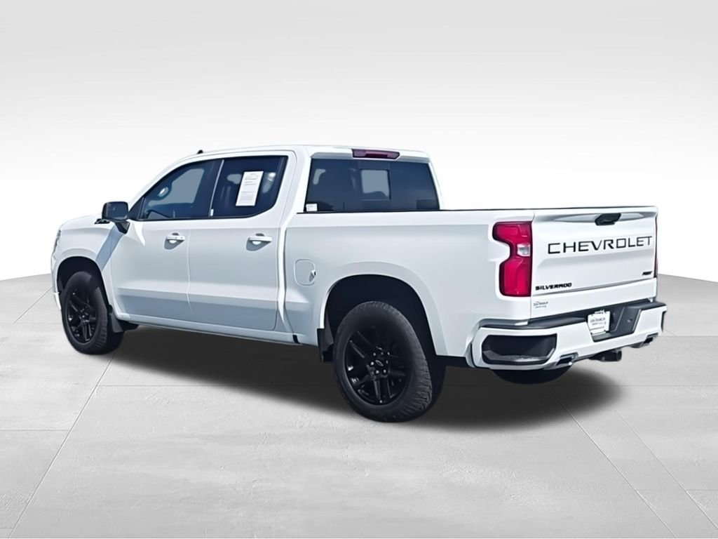 Used 2024 White Chevrolet RST image 7