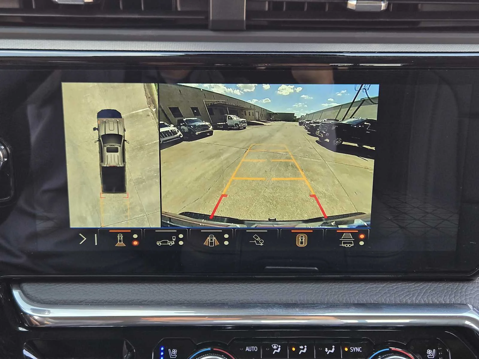 2026 GMC Sierra 2500HD Denali - Photo 12