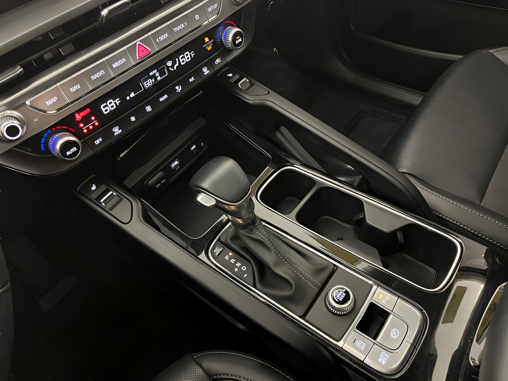 2024 Kia Telluride S - Photo 24