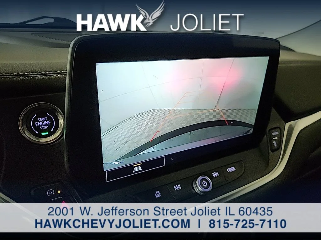 Used 2023 Gray Chevrolet LT image 17