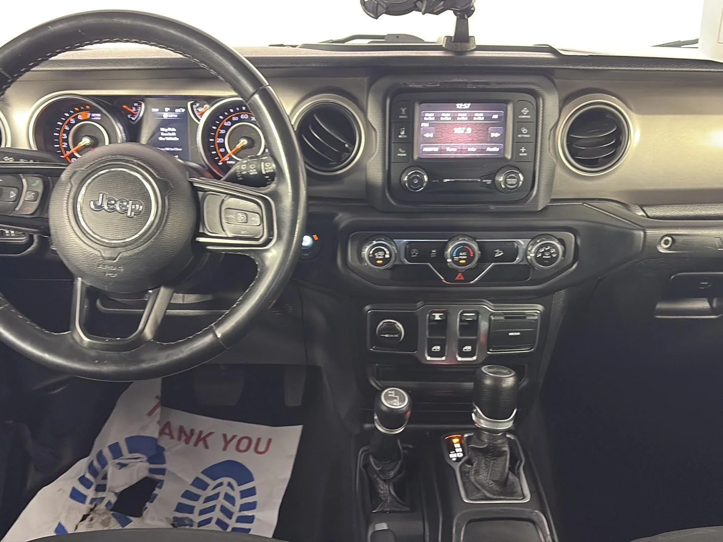 Used 2020 Black Clearcoat Jeep Sport S image 18