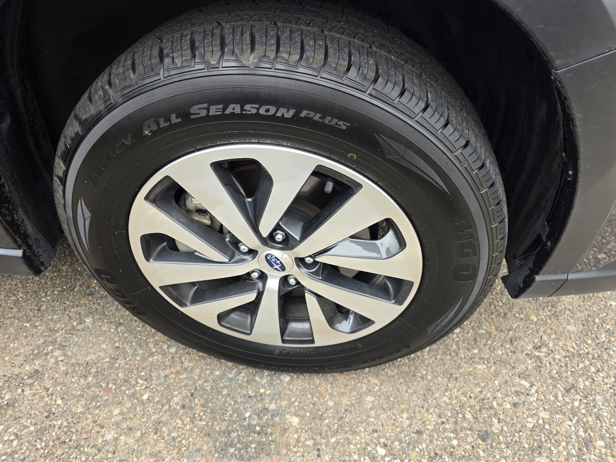 Used 2024 Magnetite Gray Metallic Subaru Premium image 8
