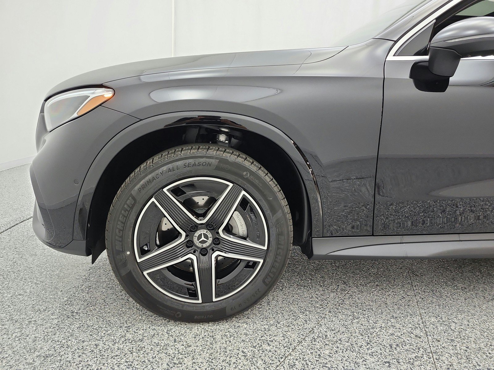 New 2026 Black Mercedes-Benz GLC 300 SUV image 34