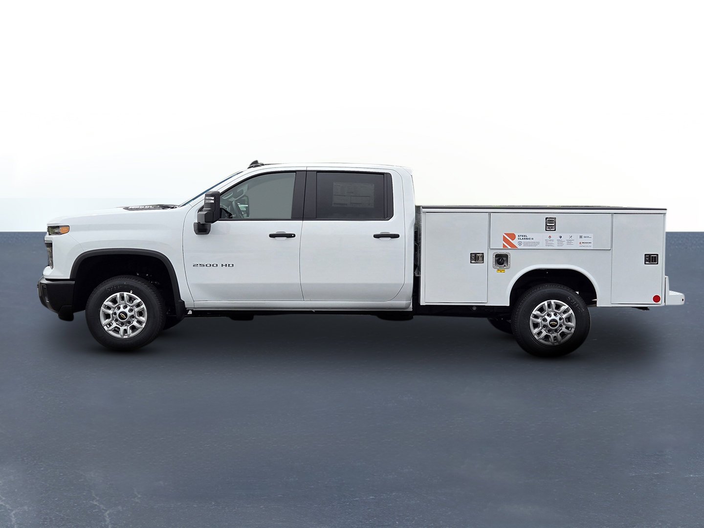 New 2026 Summit White Chevrolet WT image 9