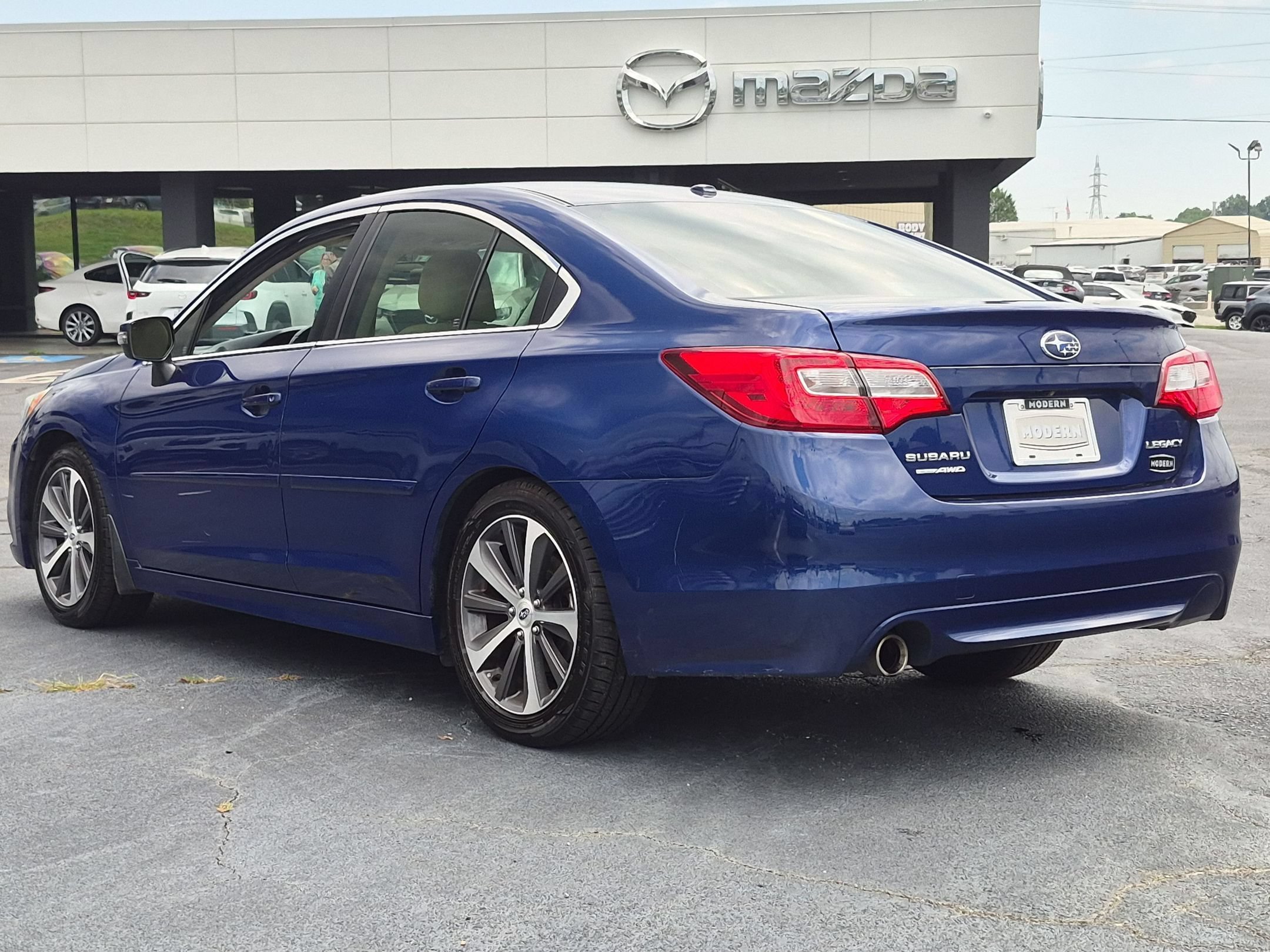 Used 2015 Lapis Blue Pearl Subaru 2.5i Limited image 3
