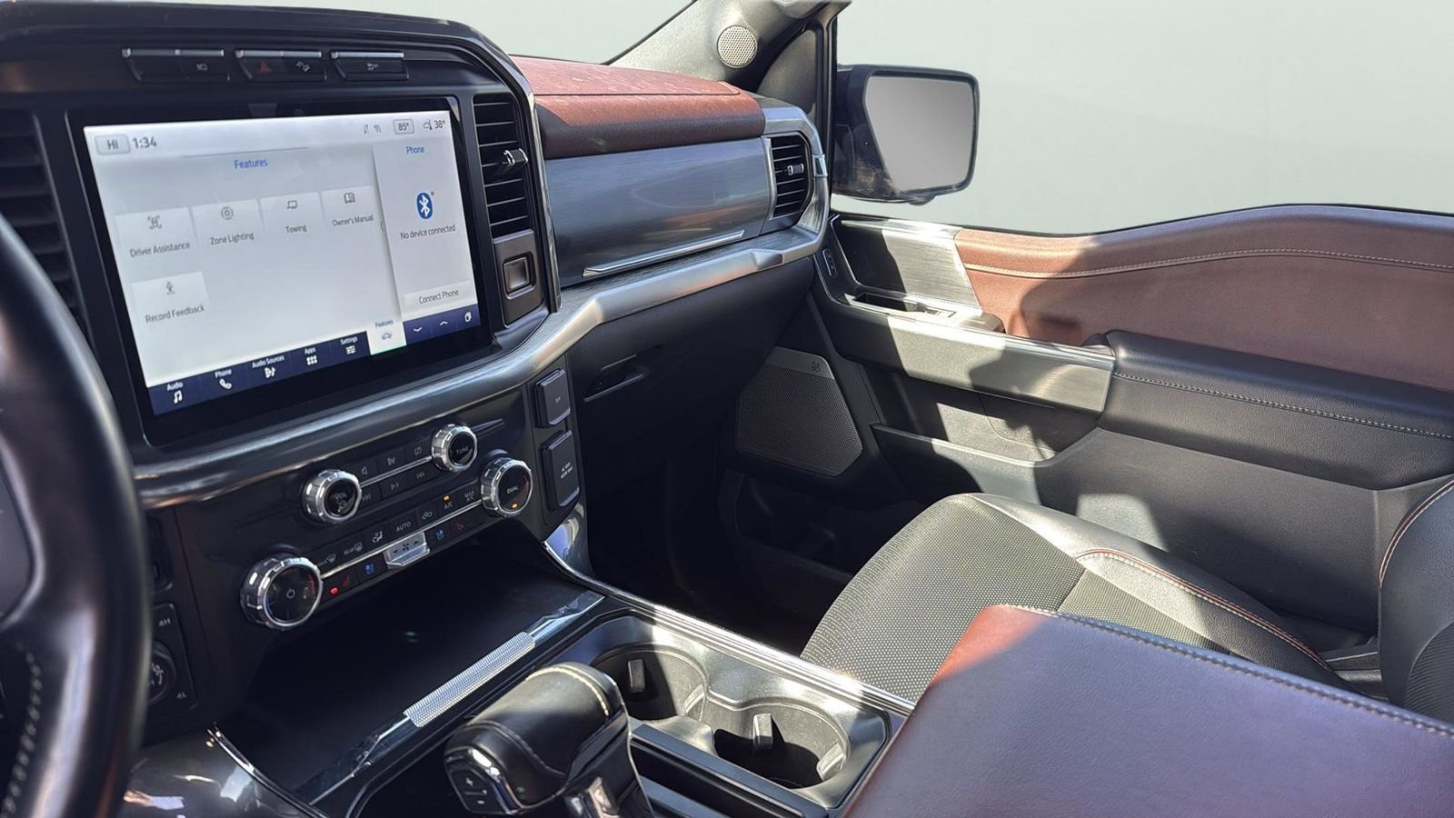 Used 2022 Black Ford Lariat image 25