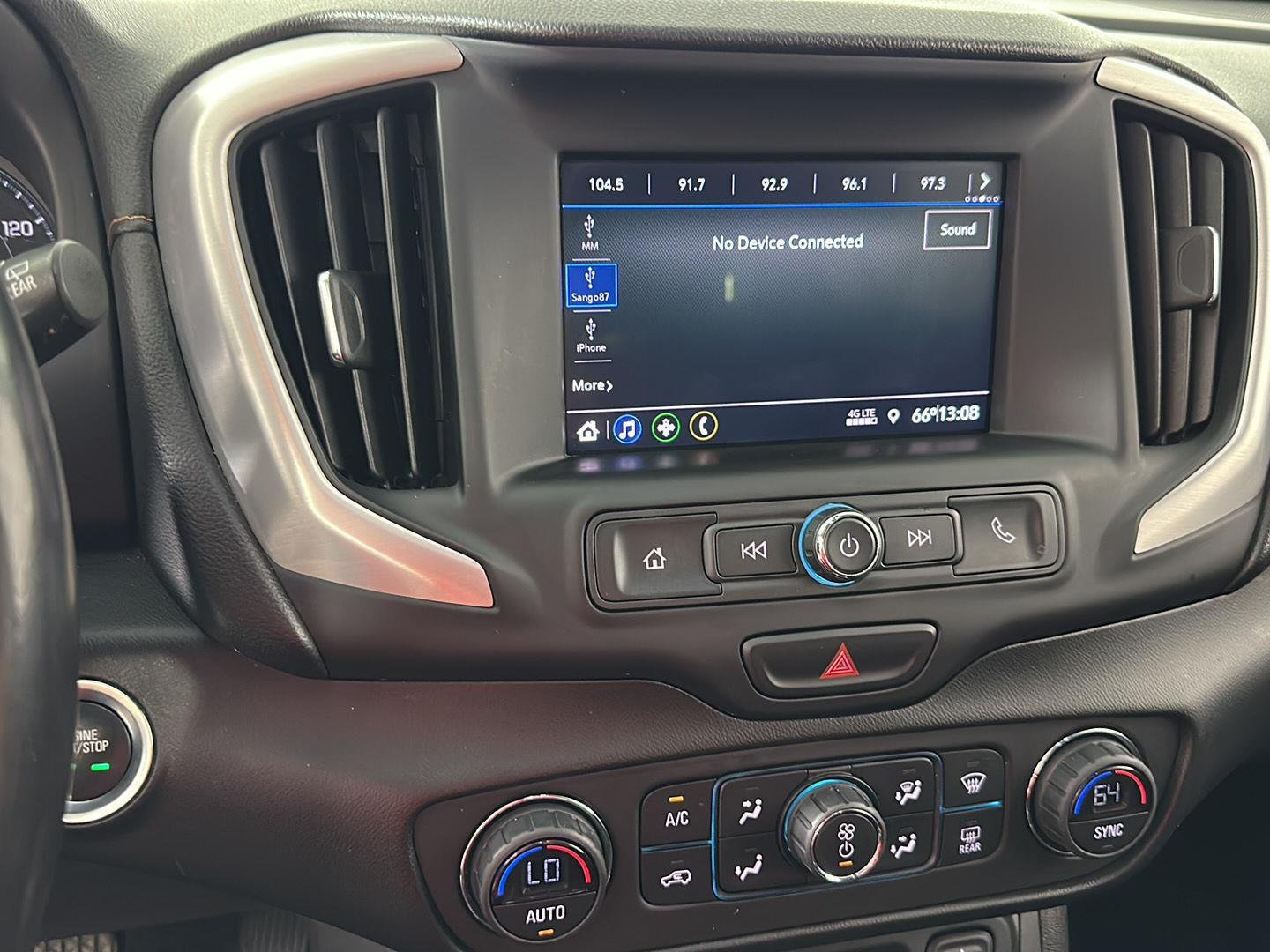 Used 2021 Blue Emerald Metallic GMC SLE image 27