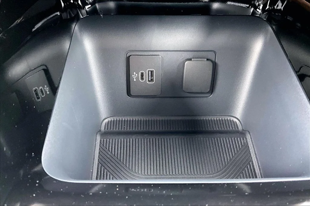 New 2026 Gray Ford Platinum™ image 23