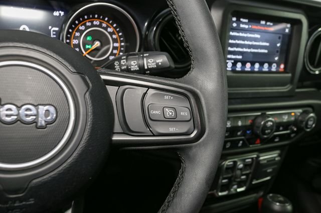 Used 2023 Black Jeep Sport image 30